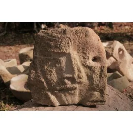Originálna kamenná socha - Maska