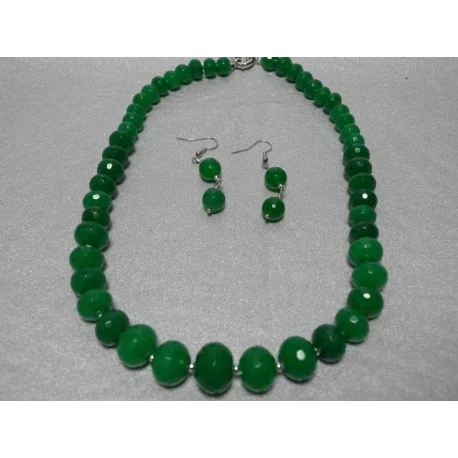 Jadeit-zelený-náhrdelník a náušnice